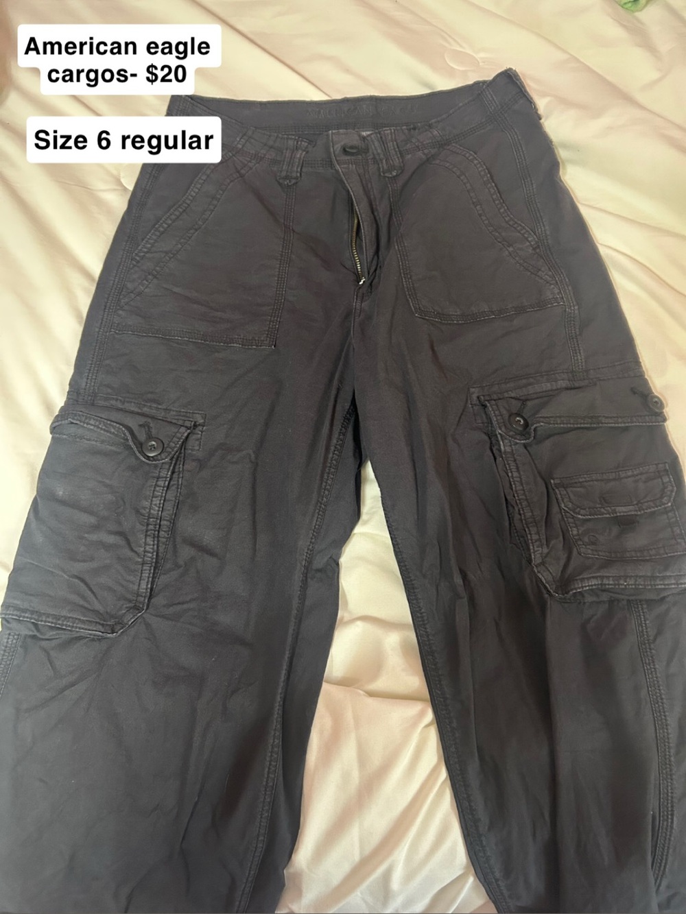 American Eagle Outfitters Women’s Charcoal Cargo Pants